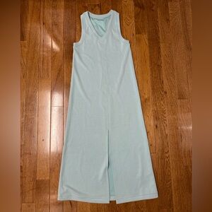Lululemon Ease of it All V-Neck Midi Dress     Size 4
